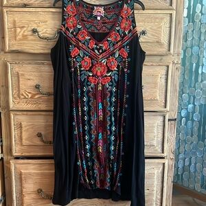 Gorgeous embroidered Johnny Was Dress